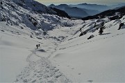 56 In ripida discesa con attenzione